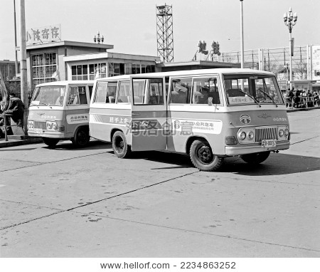 1984年的北京小公共汽车 - 建筑物\/地标 - 站酷